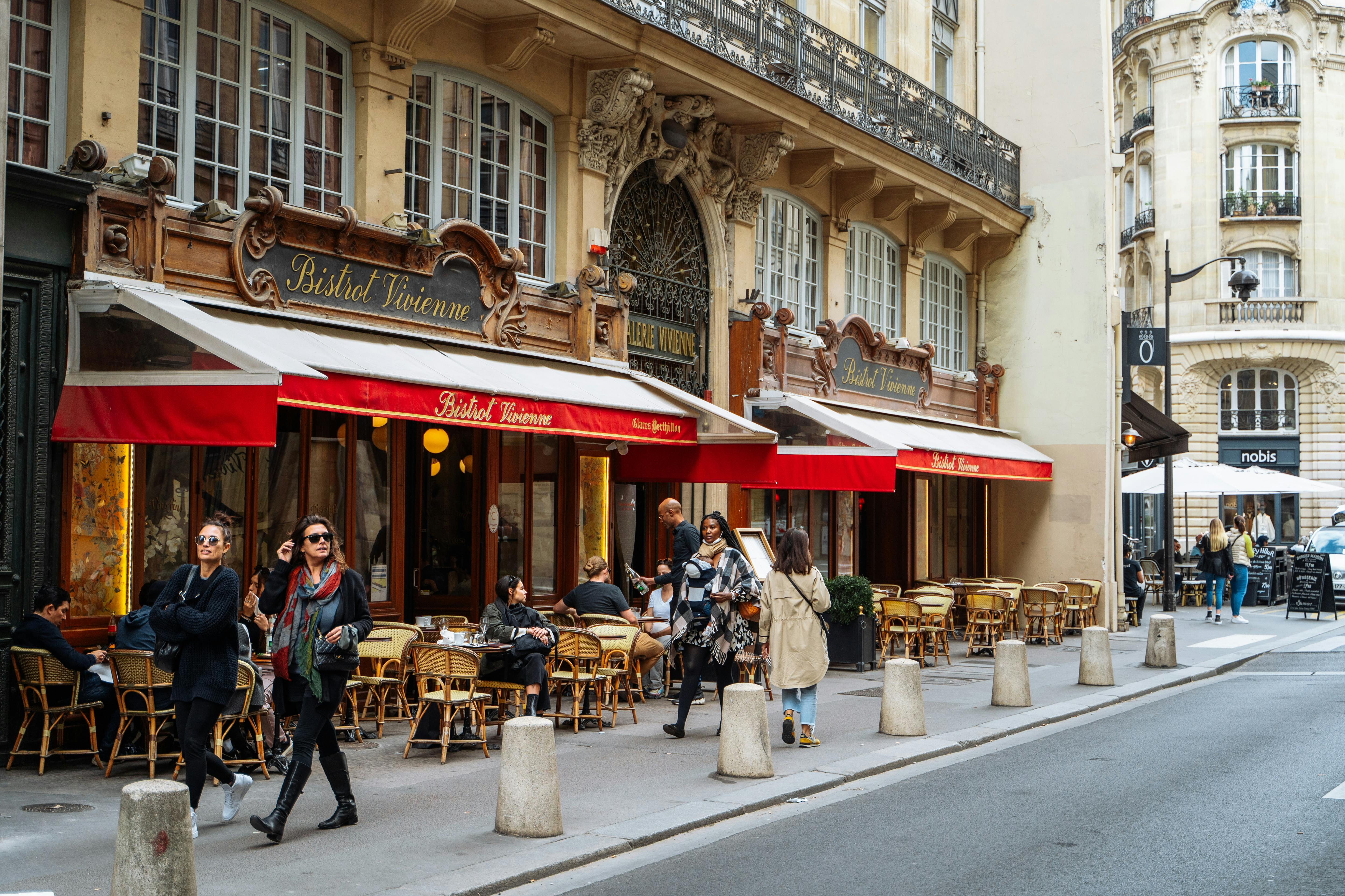 Paris Commercial Rents Explained (2026): Real Numbers, Costs & Benchmarks